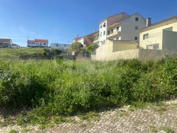 Moradia T4 para Venda em Santa Iria de Azoia, São João da Talha e Bobadela