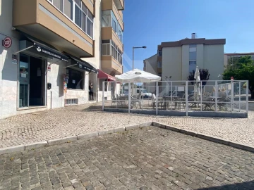 Negócio para Cedência de Quotas em Santa Iria de Azoia, São João da Talha e Bobadela