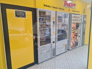 Loja para Cedência de Quotas em Póvoa de Santa Iria e Forte da Casa