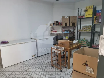 Loja para Cedência de Quotas em Póvoa de Santa Iria e Forte da Casa