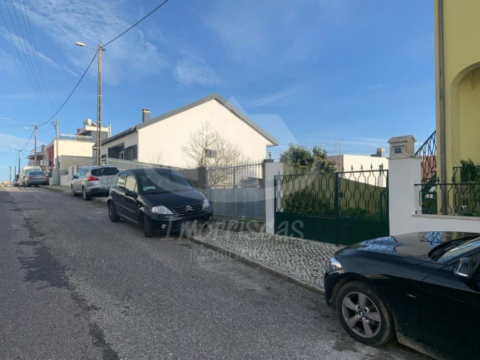 Terreno para Venda em Póvoa de Santa Iria e Forte da Casa Foto 2