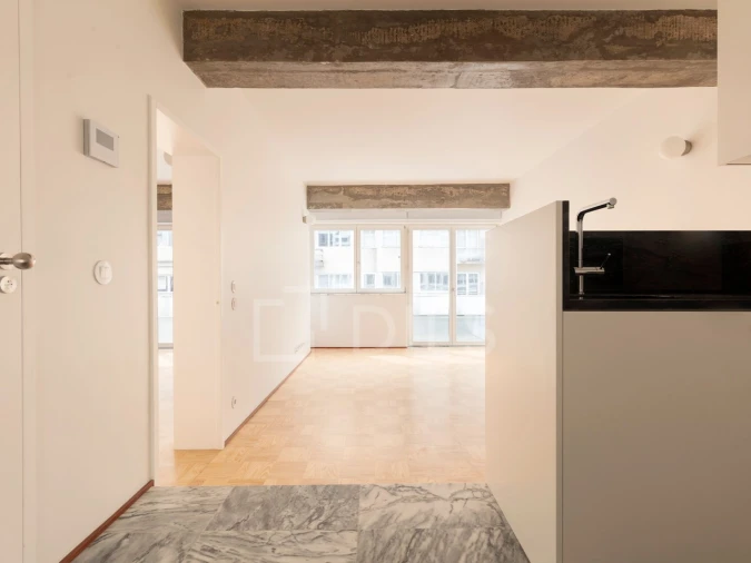 Apartamento T1 para Venda em Cedofeita, Santo Ildefonso, Sé, Miragaia, São Nicolau e Vitória Foto 4