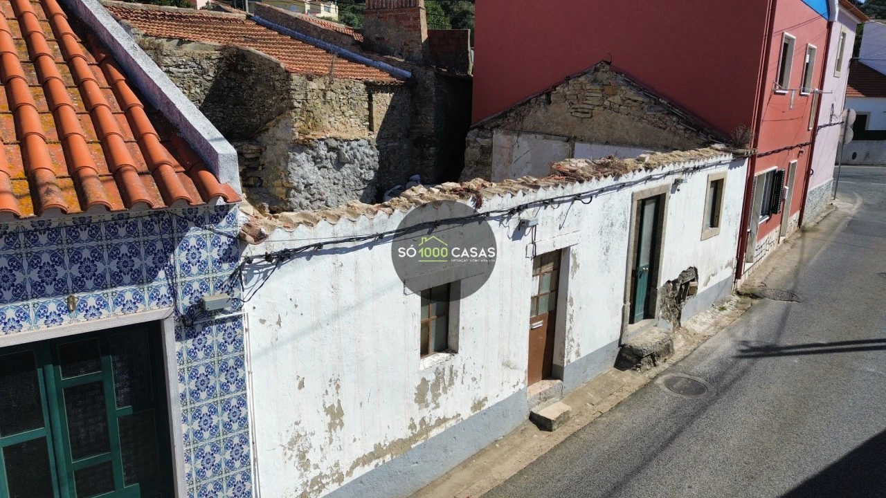 Moradia T2 para Venda em Fanhões Foto 4