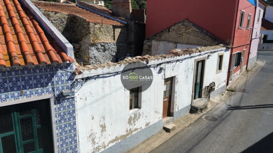 Moradia T2 para Venda em Fanhões Foto 4