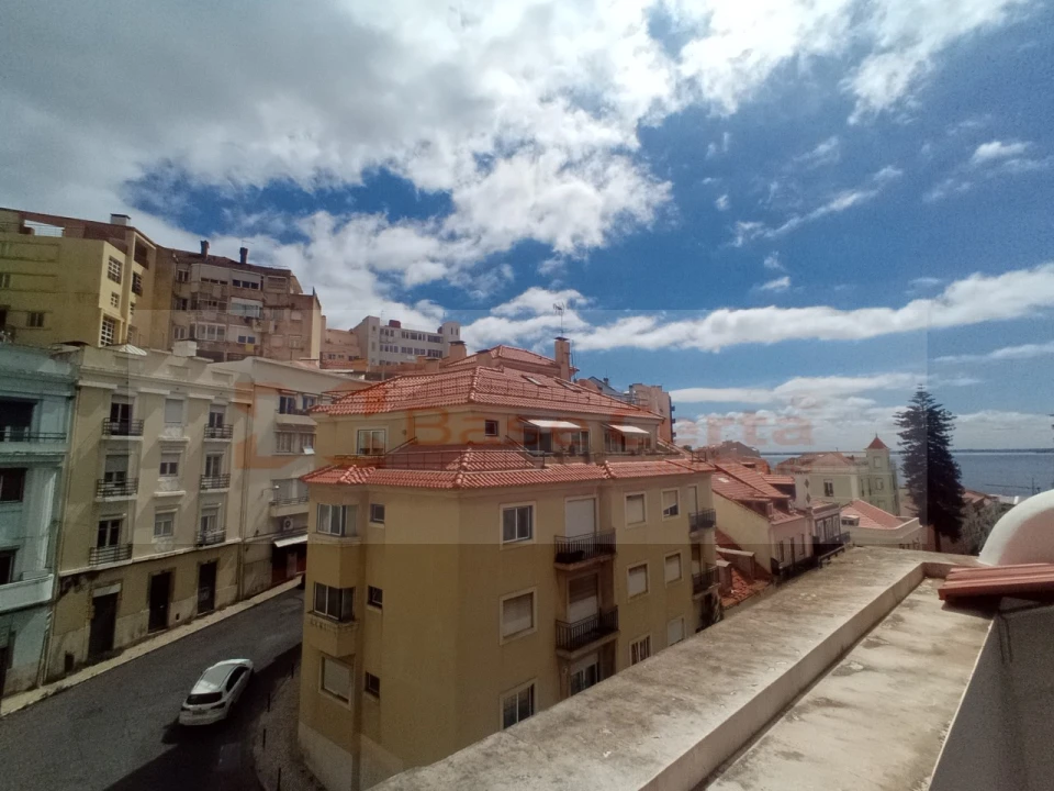 Apartamento T2 para Venda em São Vicente Foto 24