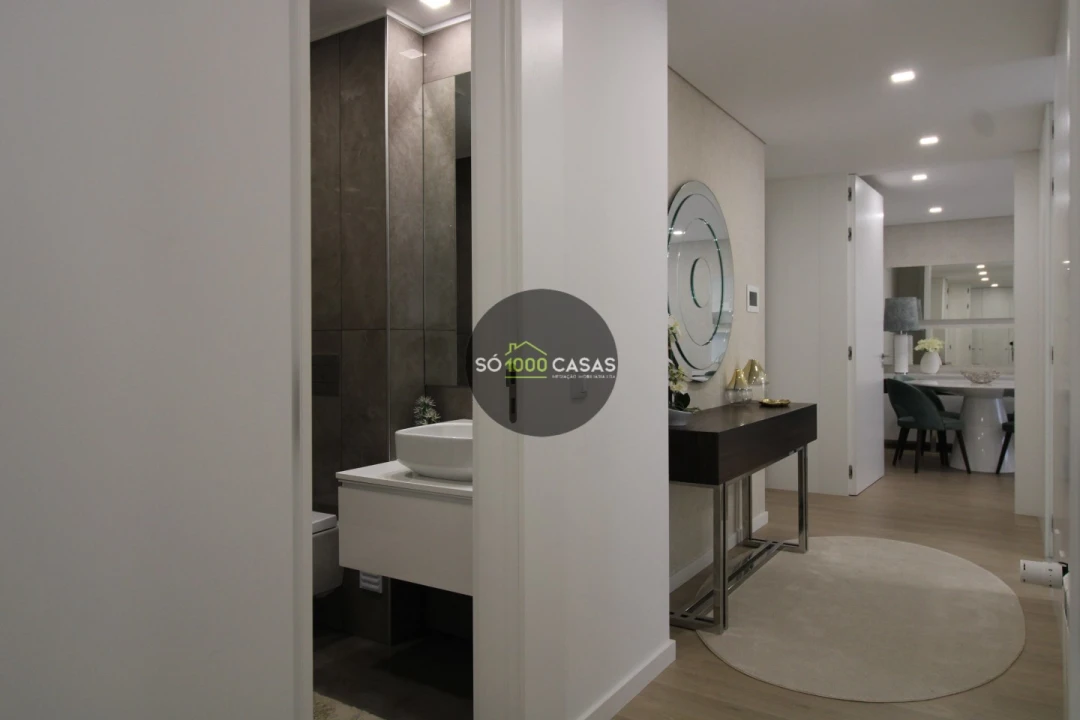 Apartamento T4 para Venda em Águas Livres Foto 16