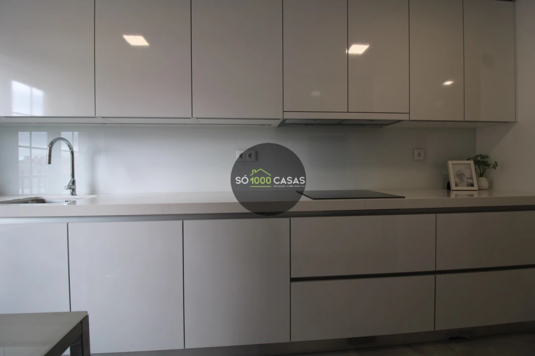 Apartamento T4 para Venda em Águas Livres Foto 25