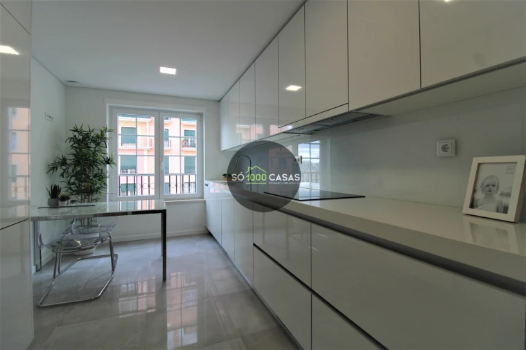 Apartamento T4 para Venda em Águas Livres Foto 21