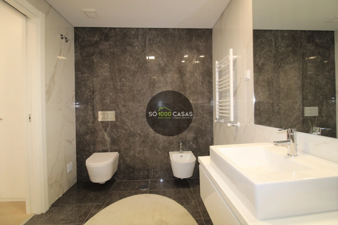 Apartamento T3 para Venda em Águas Livres Foto 44