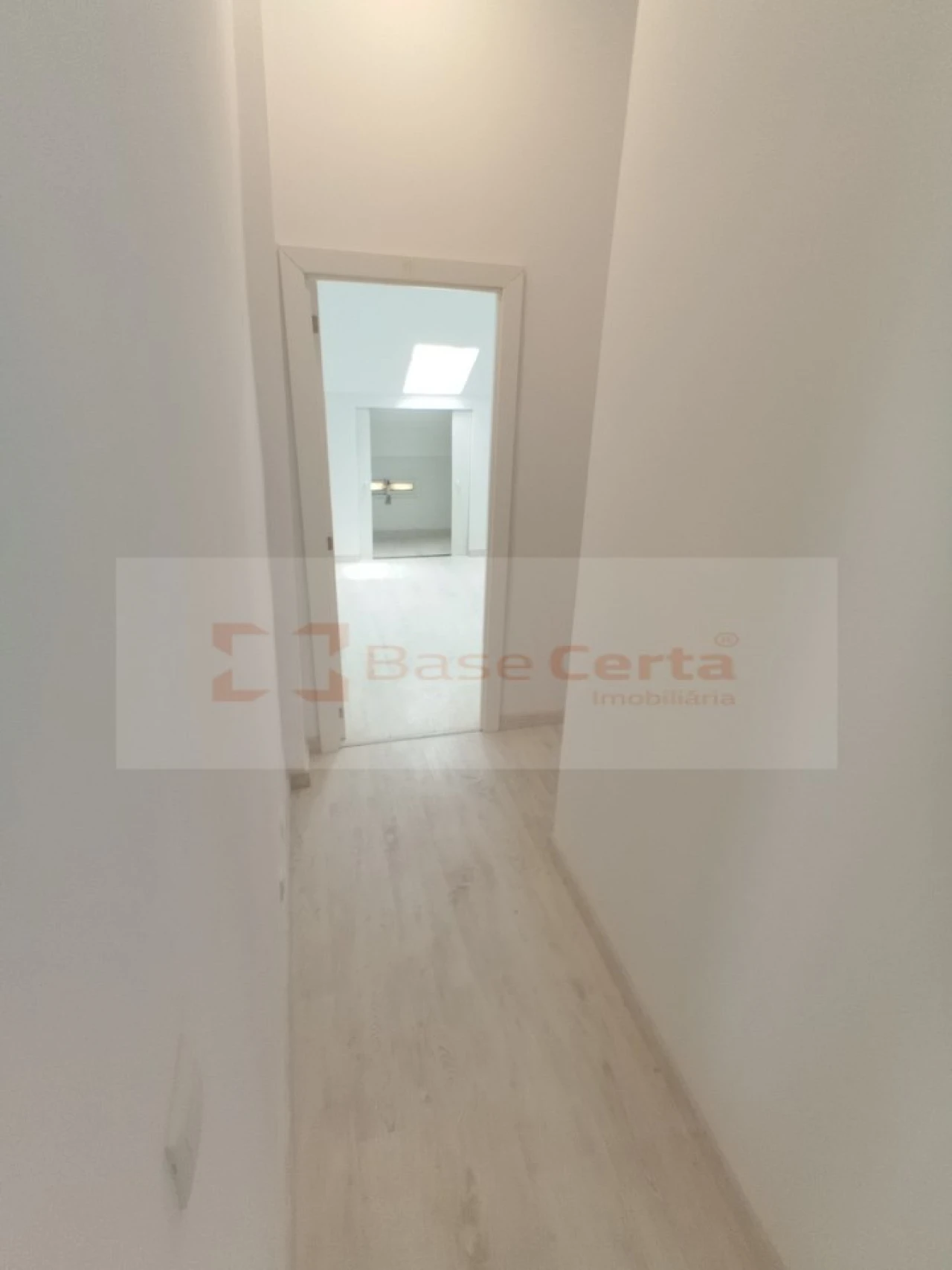 Moradia T9 para Venda em Ajuda Foto 18