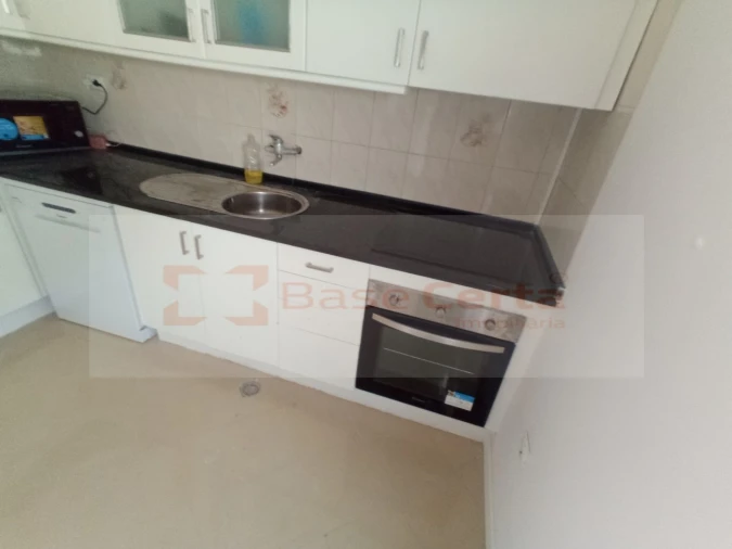 Moradia T9 para Venda em Ajuda Foto 2