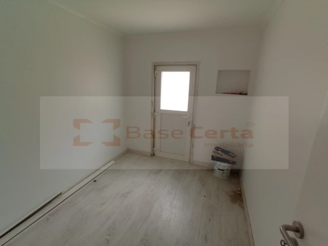 Moradia T9 para Venda em Ajuda Foto 16