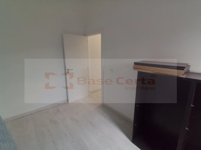 Moradia T9 para Venda em Ajuda Foto 23