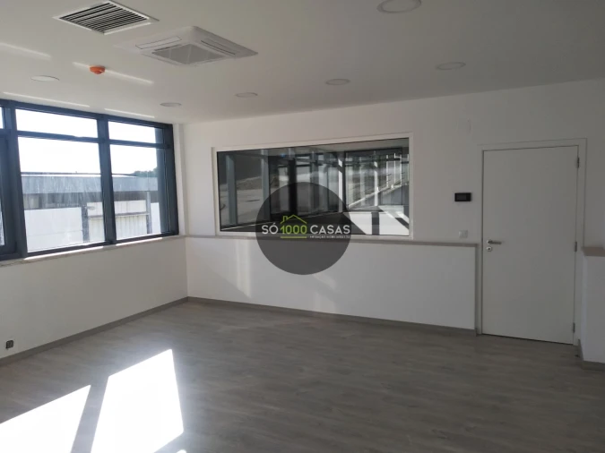 Armazém para Venda em Malveira e São Miguel de Alcainça Foto 5