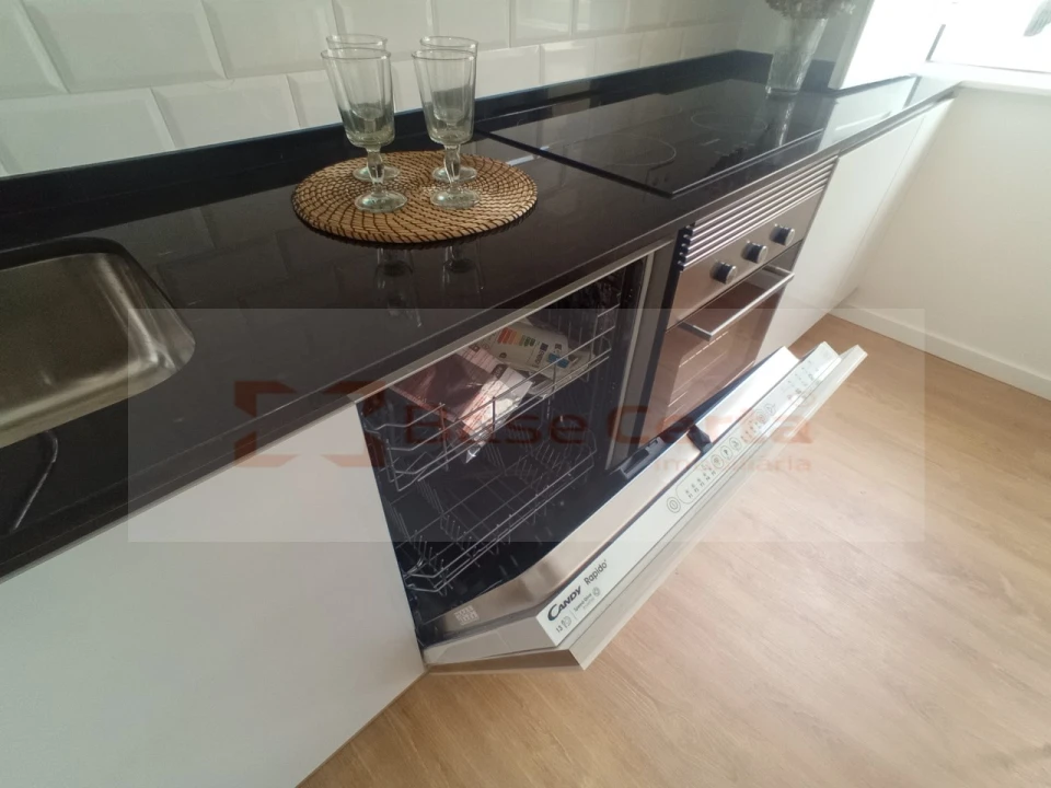 Apartamento T2 para Venda em São Vicente Foto 4