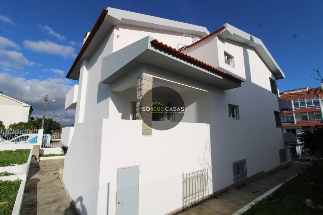 Moradia T5 para Venda em Loures Foto 10