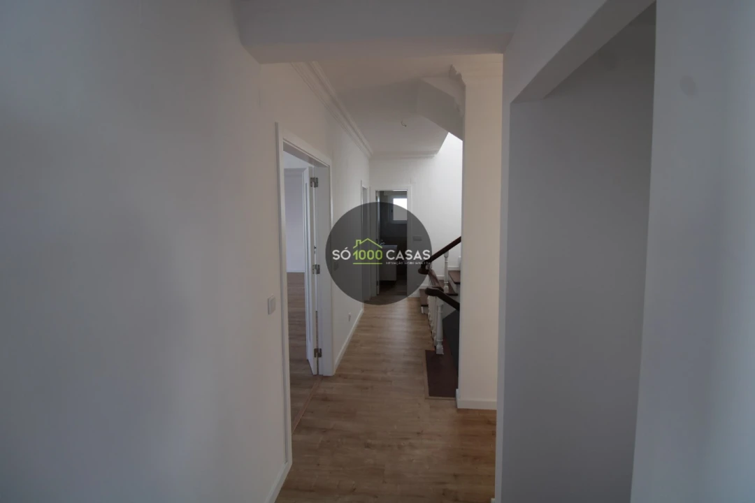 Moradia T5 para Venda em Loures Foto 19