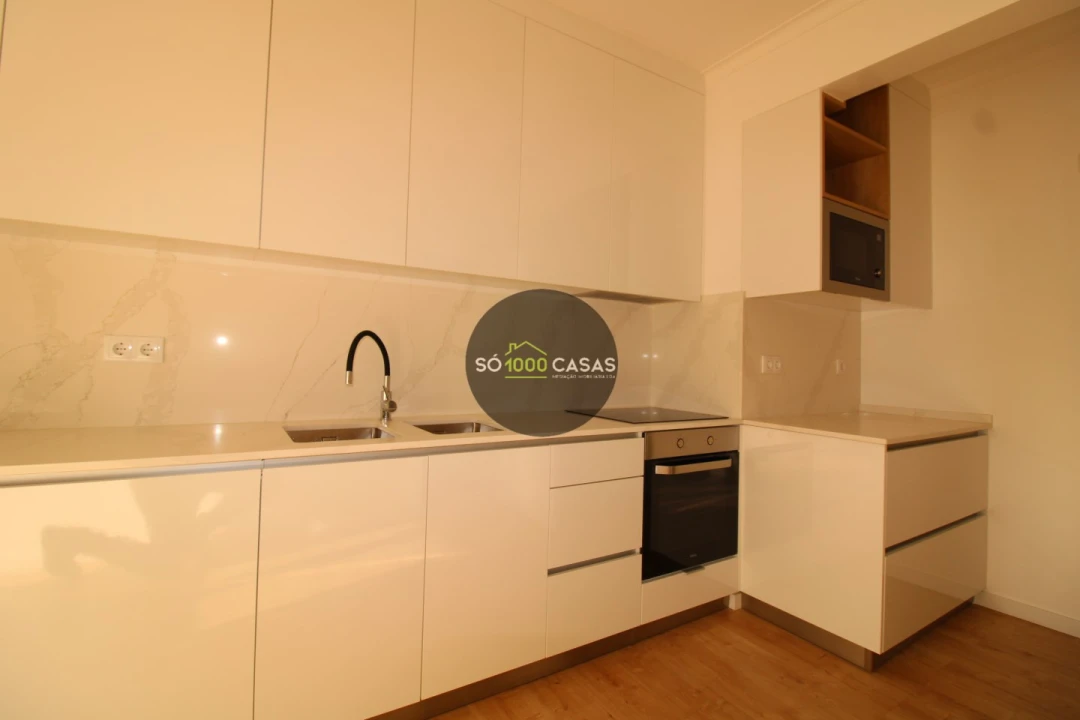 Moradia T5 para Venda em Loures Foto 36