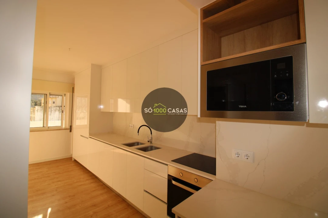 Moradia T5 para Venda em Loures Foto 39