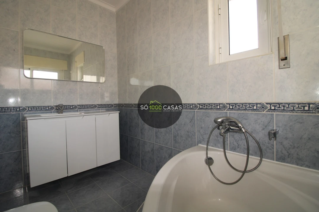 Moradia T5 para Venda em Loures Foto 55