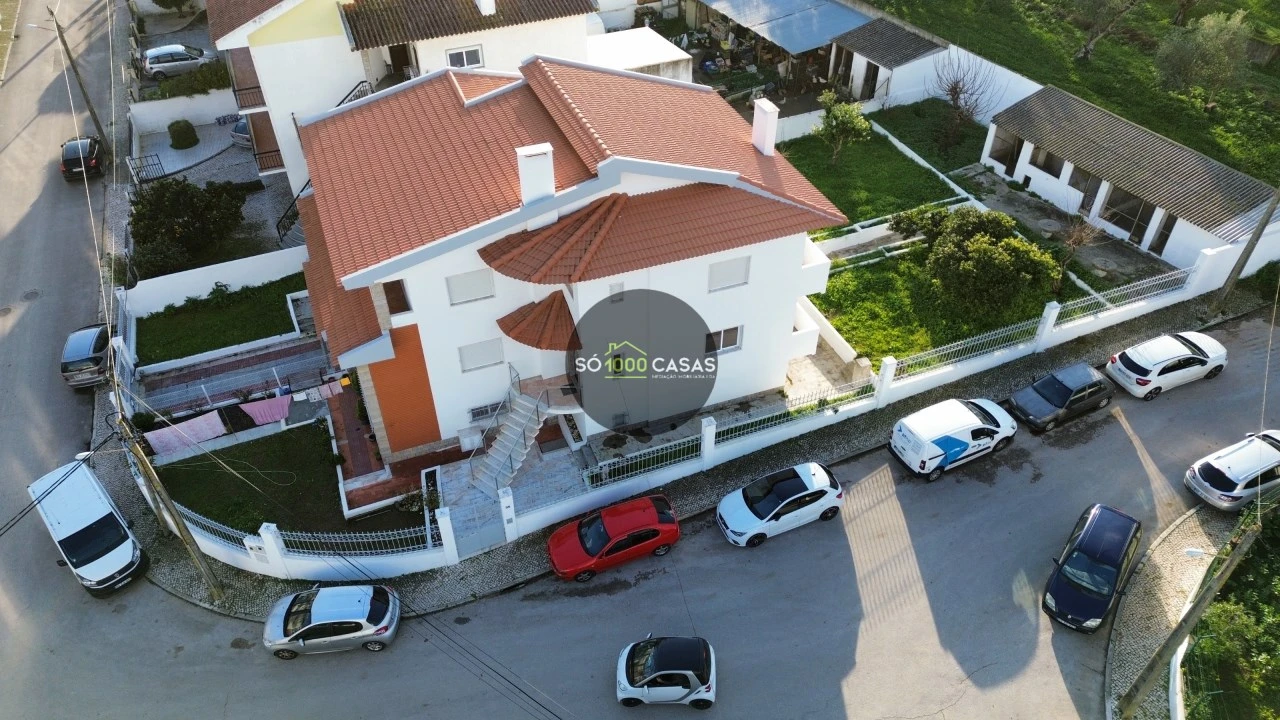 Moradia T5 para Venda em Loures Foto 69