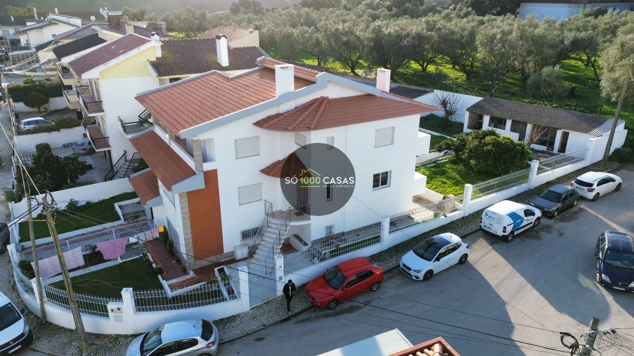 Moradia T5 para Venda em Loures Foto 70