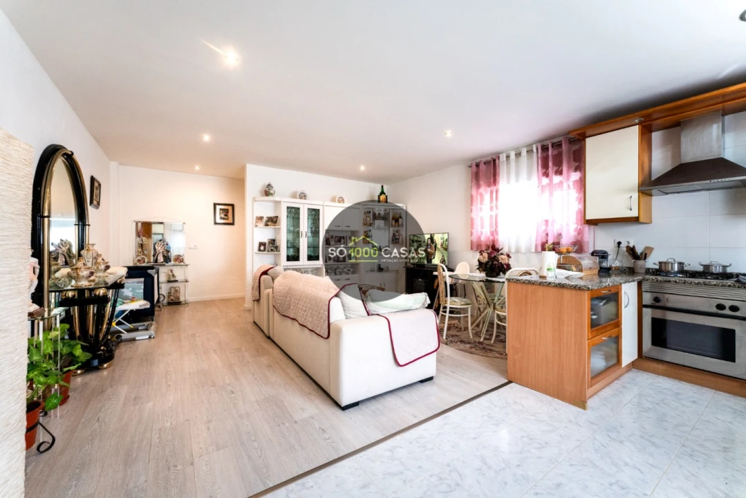 Moradia T5 para Venda em Loures Foto 75