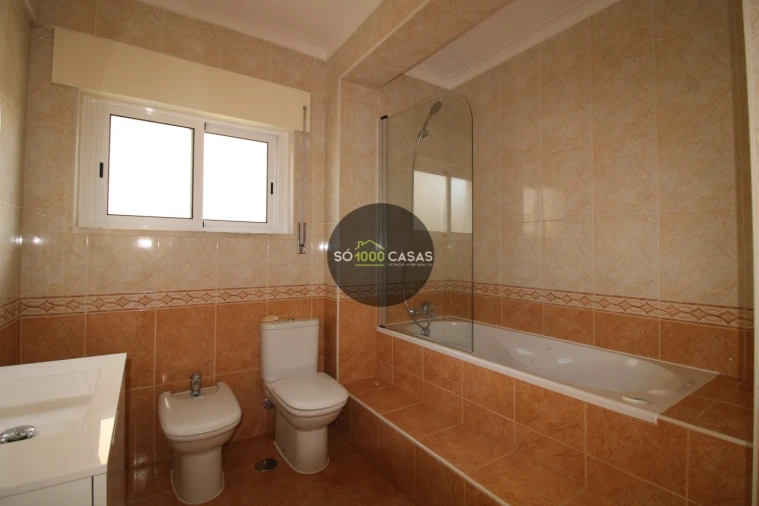 Moradia T5 para Venda em Loures Foto 31