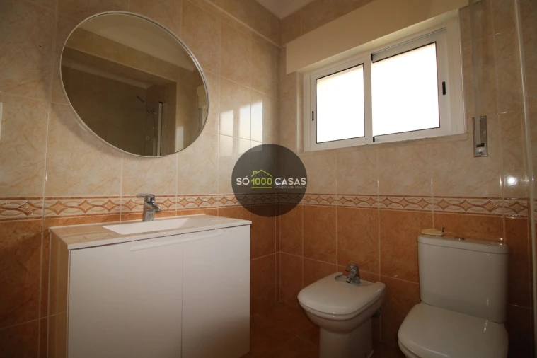 Moradia T5 para Venda em Loures Foto 32