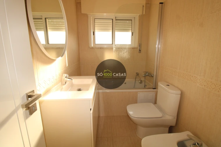 Moradia T5 para Venda em Loures Foto 44