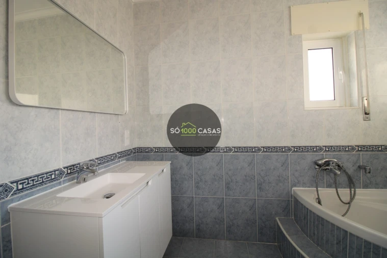 Moradia T5 para Venda em Loures Foto 54