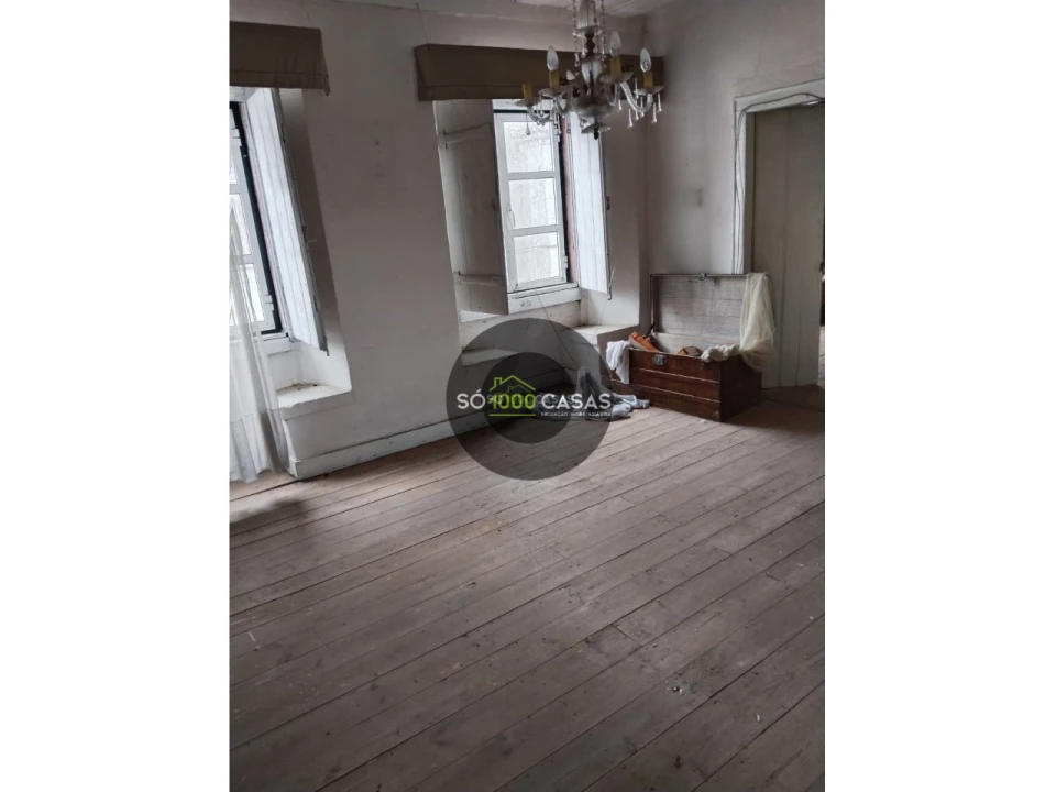 Prédio para Venda em Santo Antão e São Julião do Tojal Foto 3