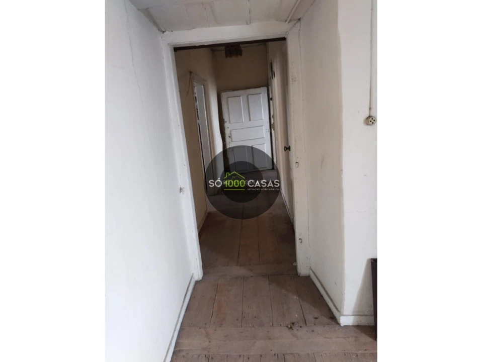 Prédio para Venda em Santo Antão e São Julião do Tojal Foto 7