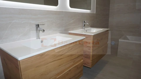Apartamento T3 para Venda em Santa Clara