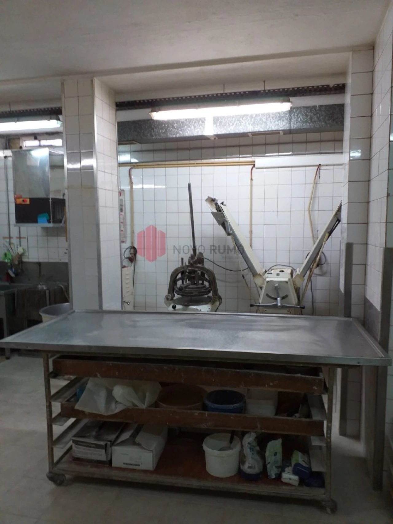 Negócio para Cedência de Quotas em Mafamude e Vilar do Paraíso Foto 11