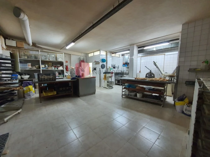 Negócio para Cedência de Quotas em Mafamude e Vilar do Paraíso Foto 22