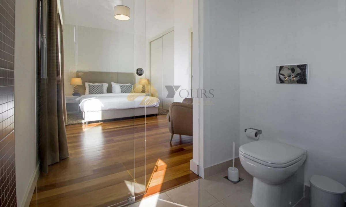 Moradia T3 para Venda em Arco da Calheta Foto 12