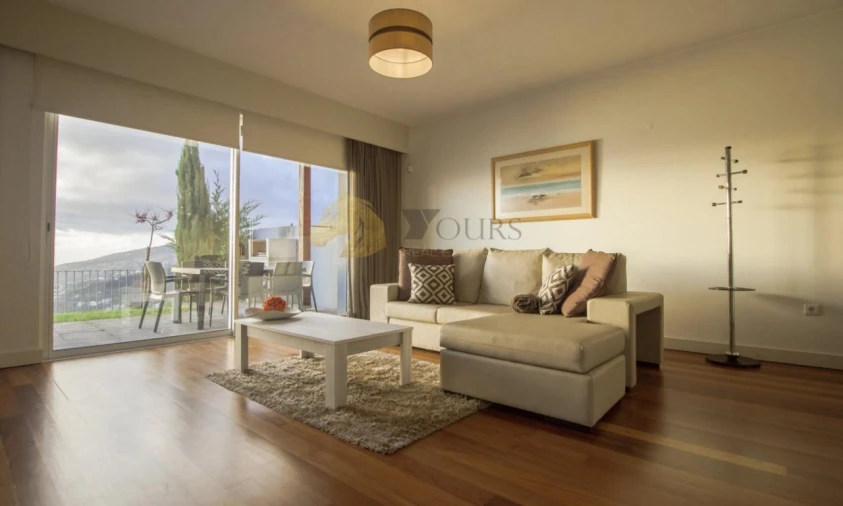 Moradia T3 para Venda em Arco da Calheta Foto 3