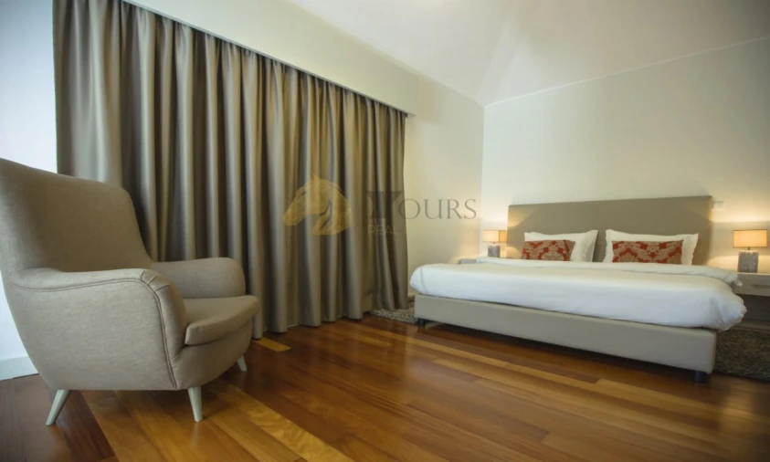 Moradia T3 para Venda em Arco da Calheta Foto 11