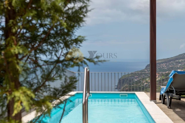 Moradia T3 para Venda em Arco da Calheta Foto 25