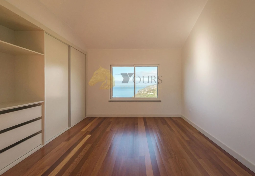 Moradia T3 para Venda em Arco da Calheta Foto 24