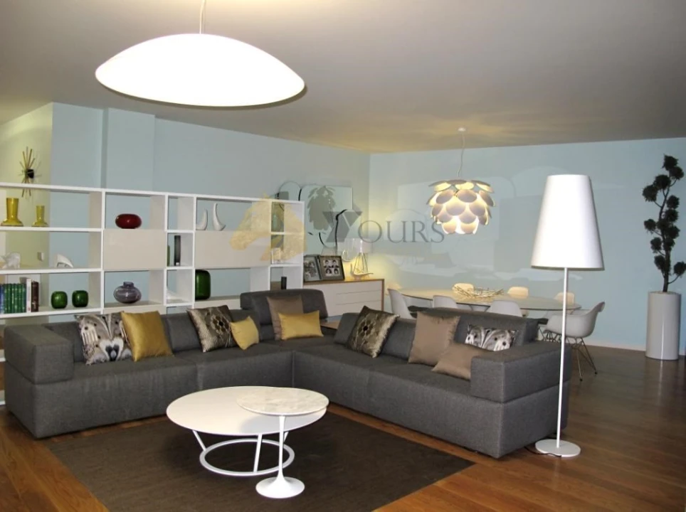 Moradia T3 para Venda em Caniço Foto 11