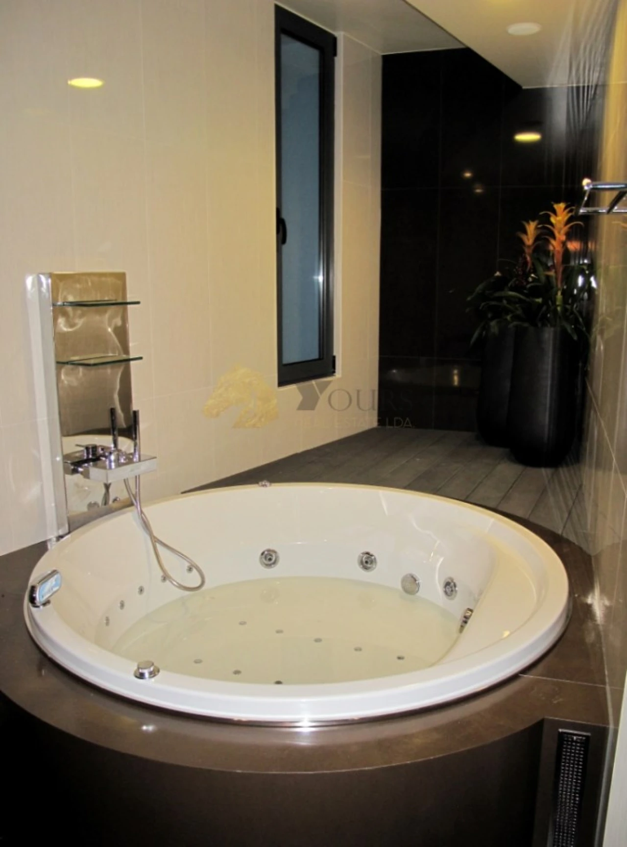 Moradia T3 para Venda em Caniço Foto 31