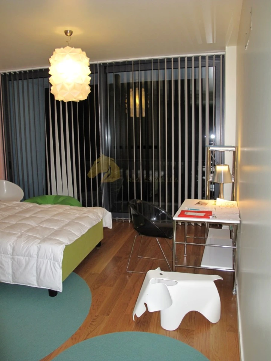 Moradia T3 para Venda em Caniço Foto 32