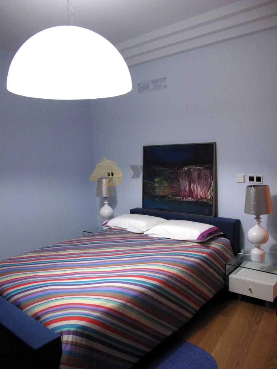 Moradia T3 para Venda em Caniço Foto 38