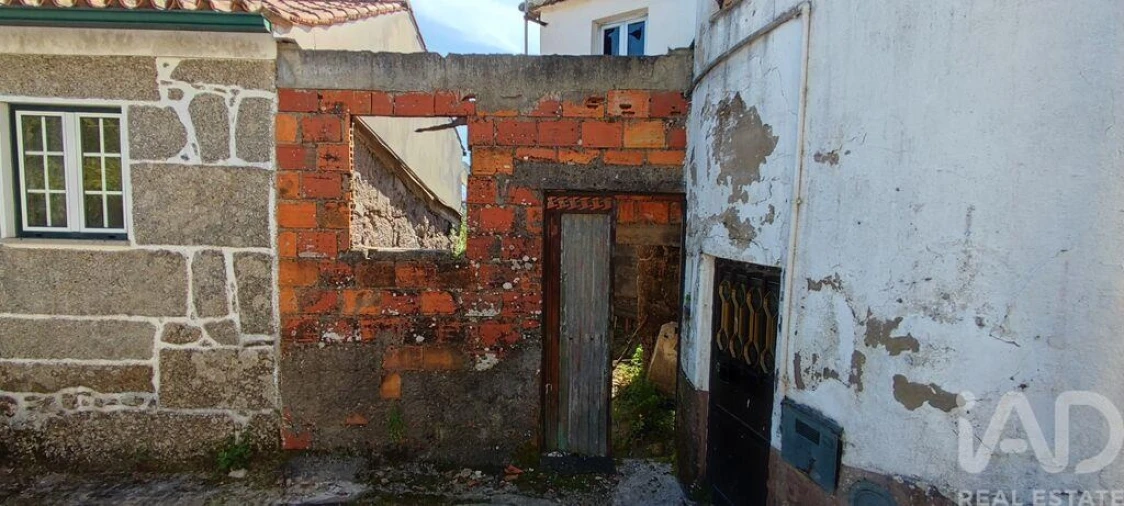 Moradia para Venda em Santa Comba Dão e Couto do Mosteiro Foto 6