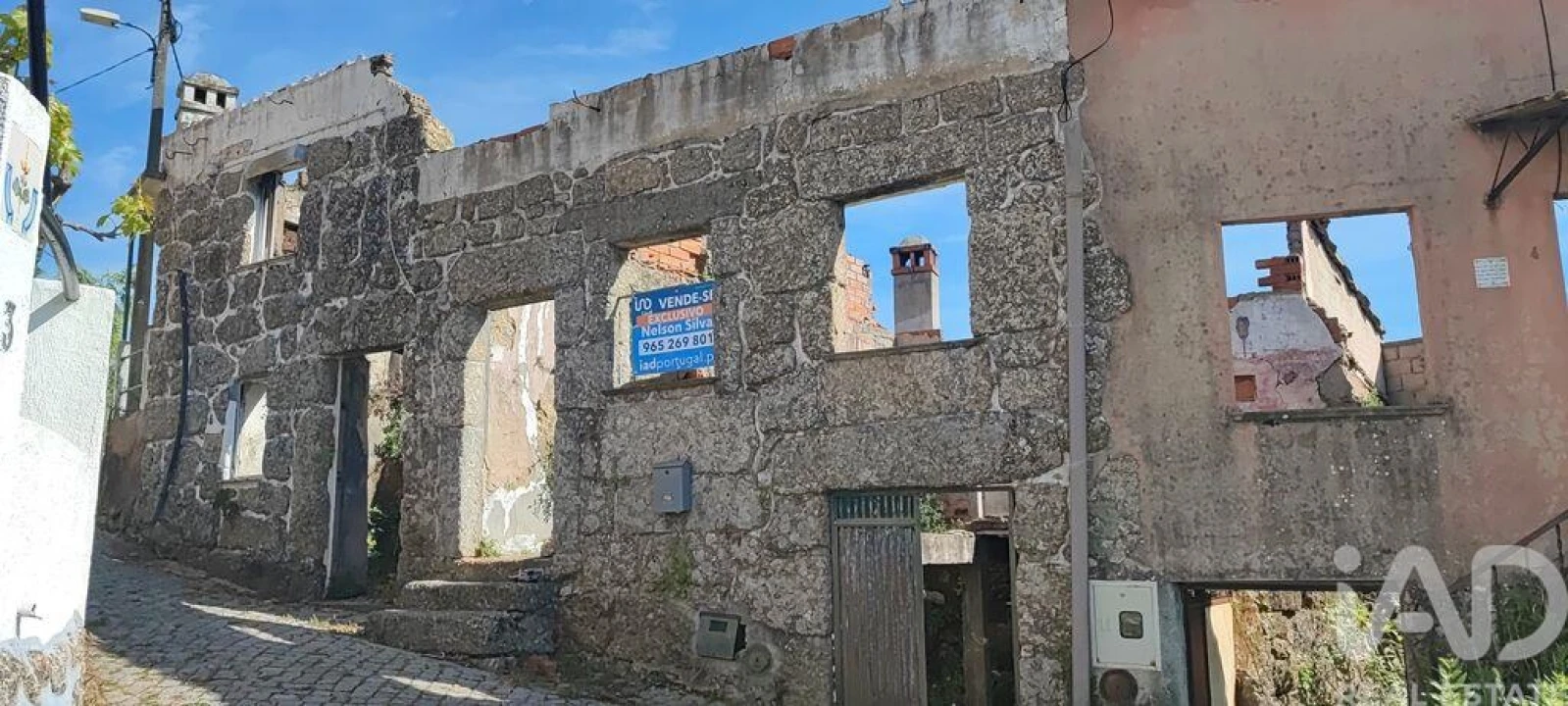 Moradia para Venda em Santa Comba Dão e Couto do Mosteiro Foto 2