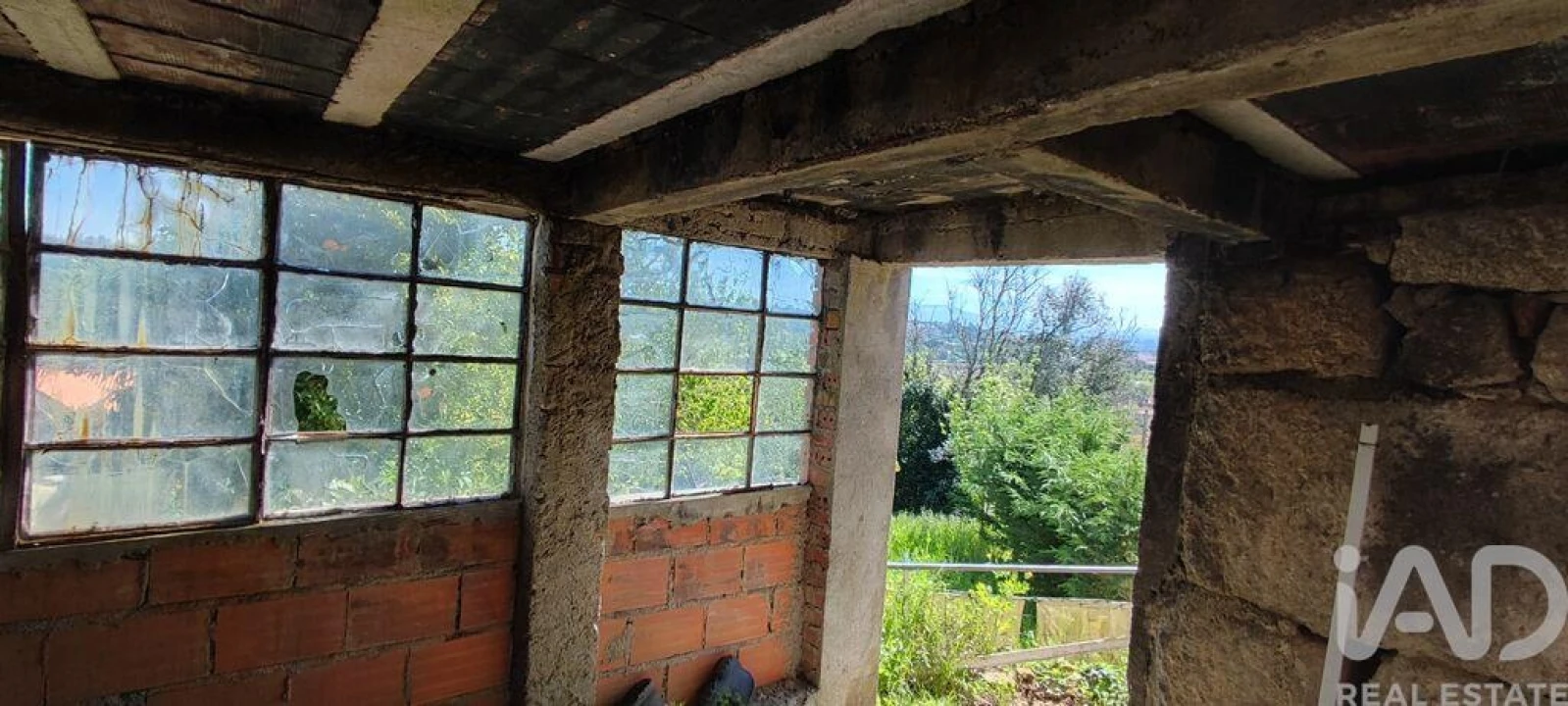 Moradia para Venda em Santa Comba Dão e Couto do Mosteiro Foto 16