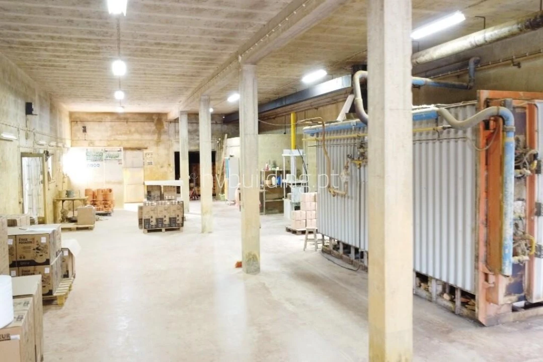 Armazém para Venda em Oliveira Foto 4