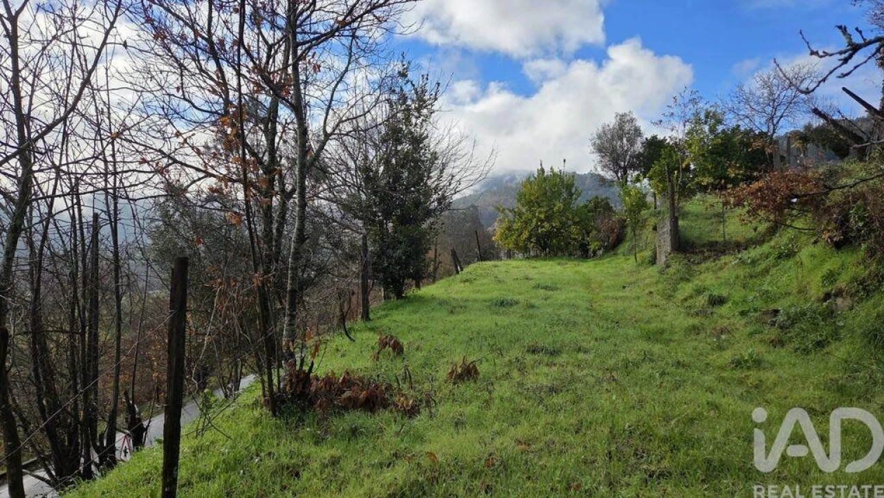 Moradia T4 para Venda em Ponte da Barca, V.N. Muía, Paço Vedro Magalhães Foto 5